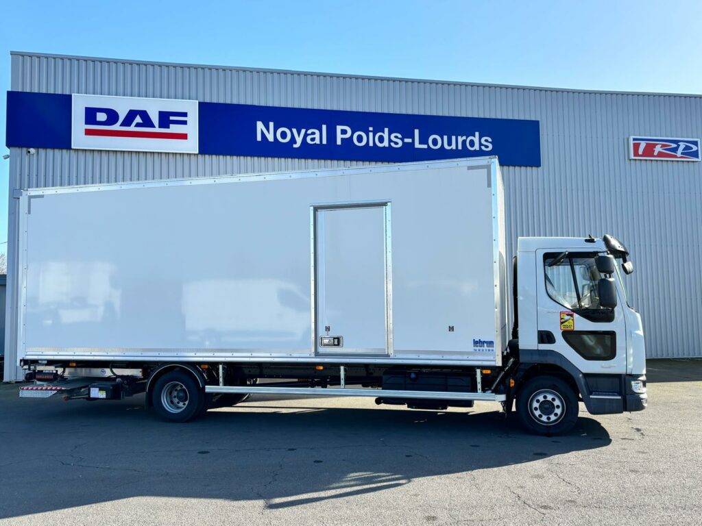 DAF FA LF230 FOURGON